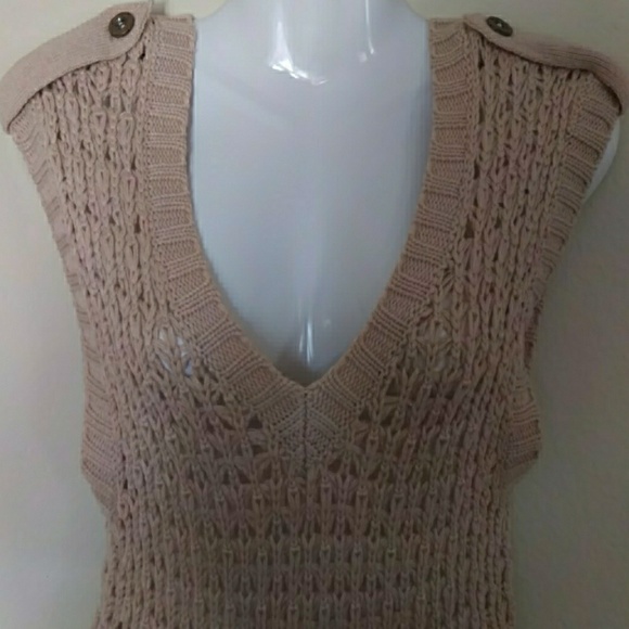 Mustard seed crochet style belted sleeveless top - Picture 4 of 8